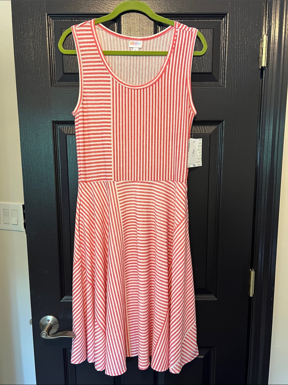 LuLaRoe Nicki dress - Large